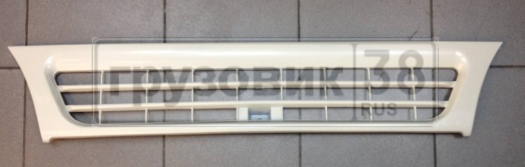 Решётка радиатора белая, широкая кабина (110 cm) Isuzu Elf 93-03